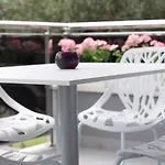 Apartament The Seasons *