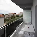 The Seasons Apartament *