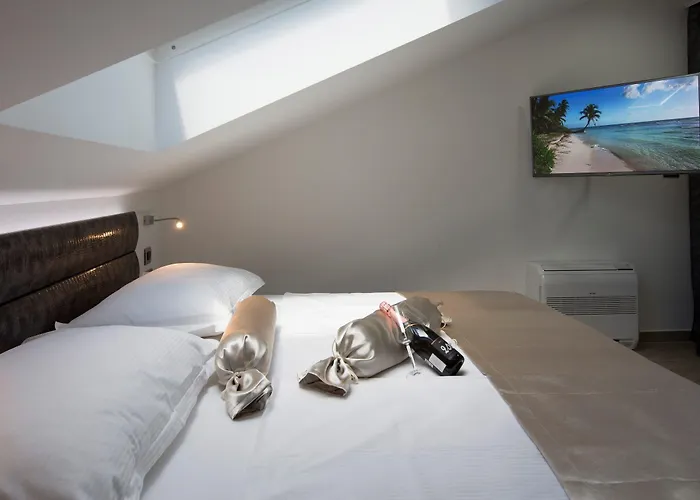 The Seasons شقة أوميس