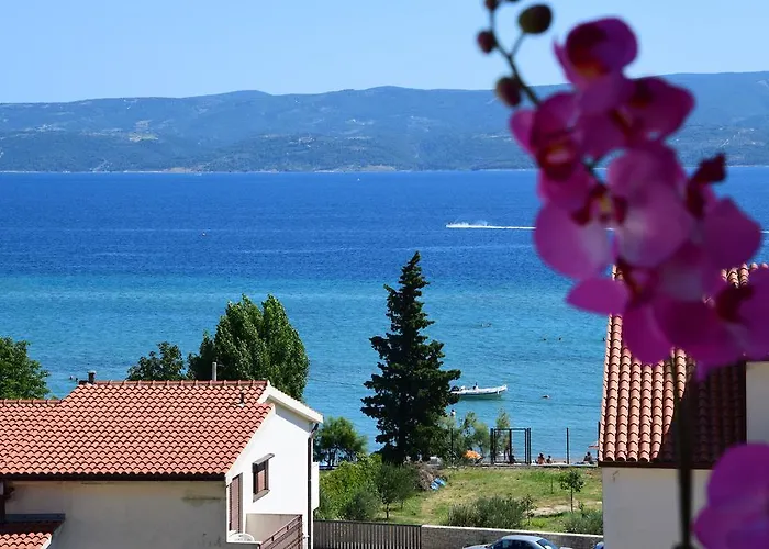 شقة The Seasons أوميس